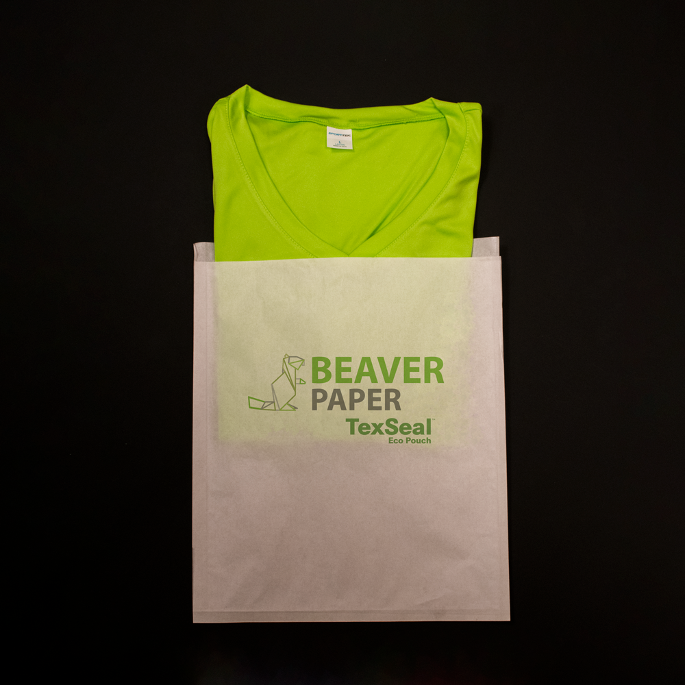 BeaverPaper_TexSeal_PaperBag_GreenShirt1v2 BeaverPaper_TexSeal_PaperBag_GreenShirt1v2